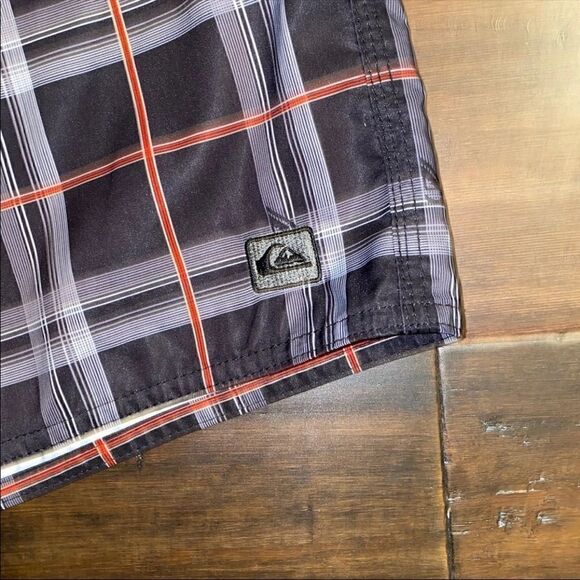 Quiksilver Mens Swim Trunks  - Picture 2 of 4